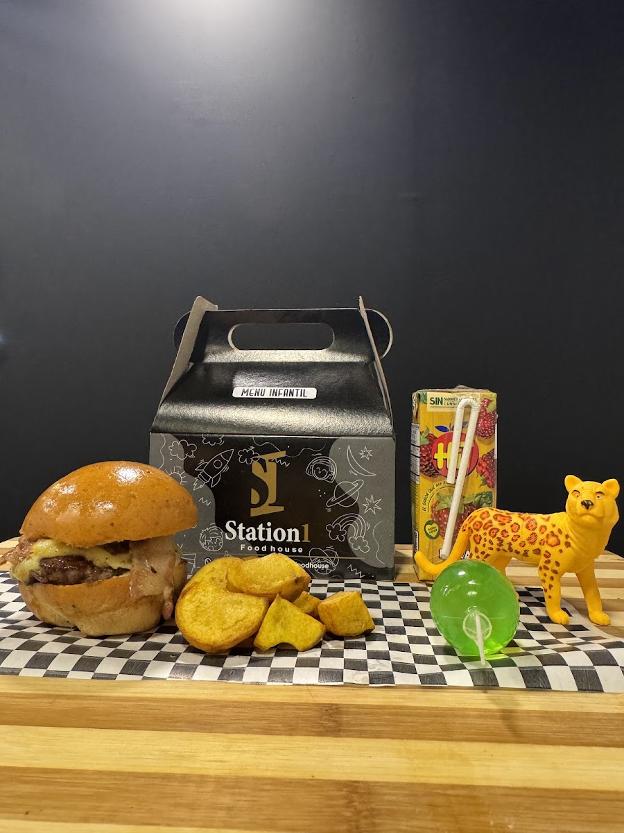 Station 1 Food House