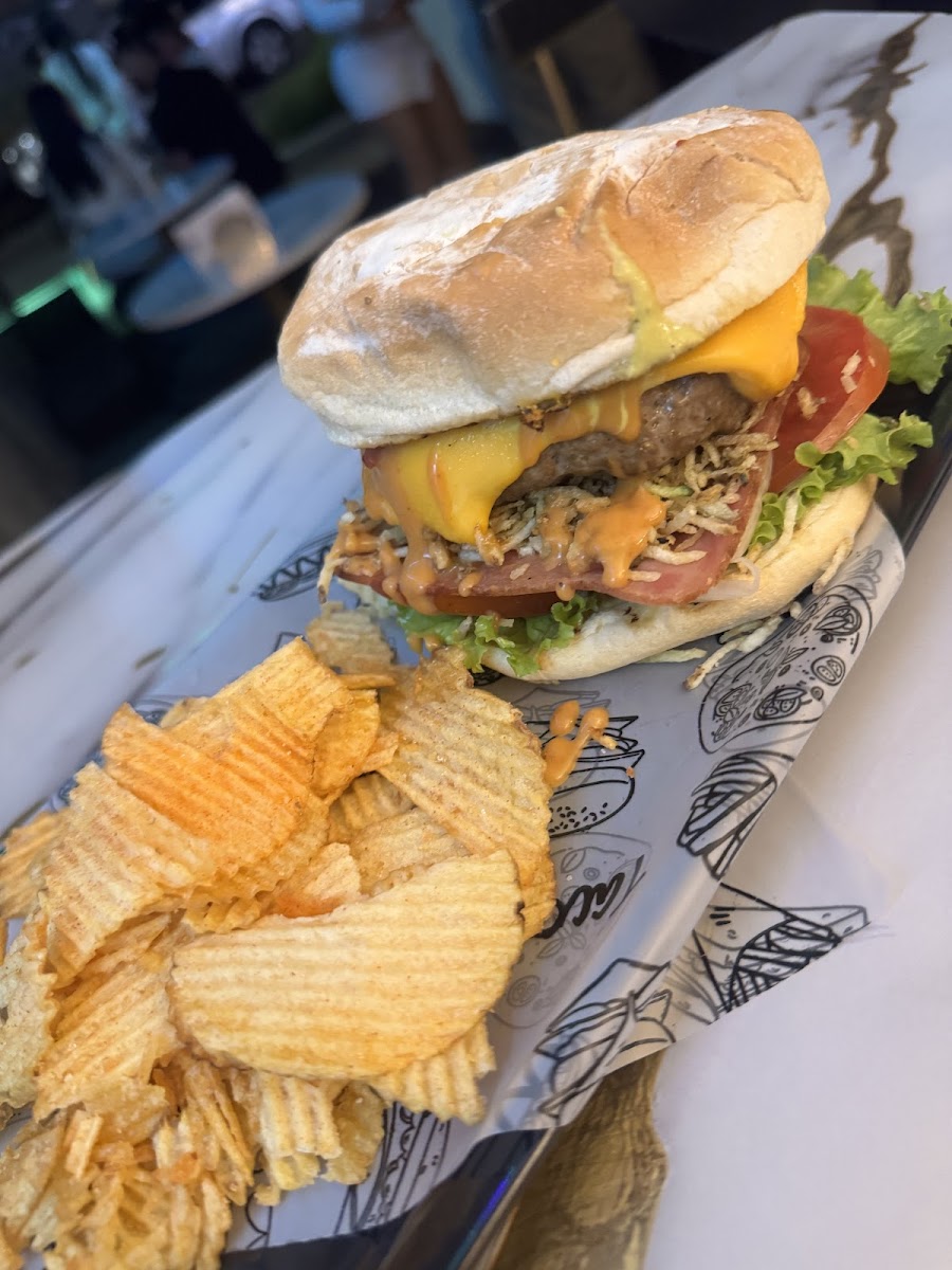 ROYAL BAR & GRILL