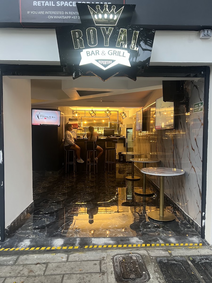 ROYAL BAR & GRILL