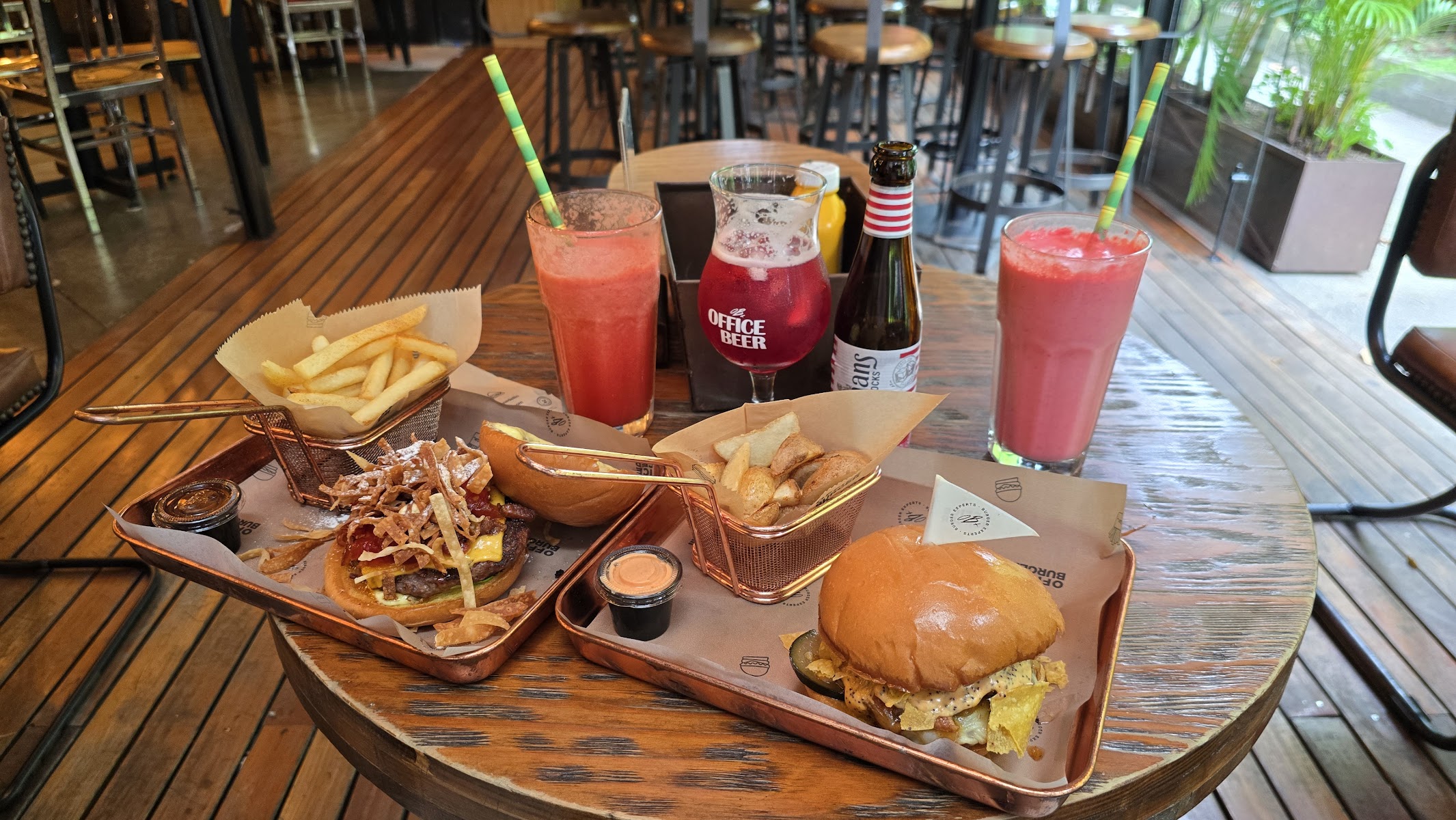 Office Burger - Laureles