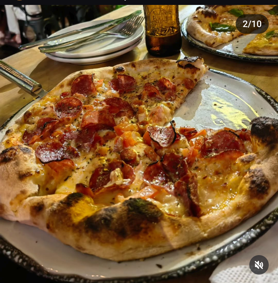 Lorenzza Pizzería Manila
