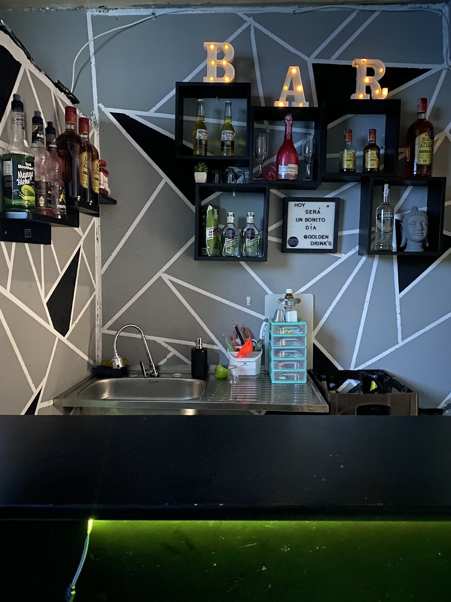 Bar Golden Drink's