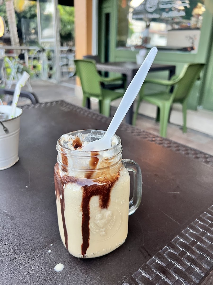 Majo Cafe Restaurante