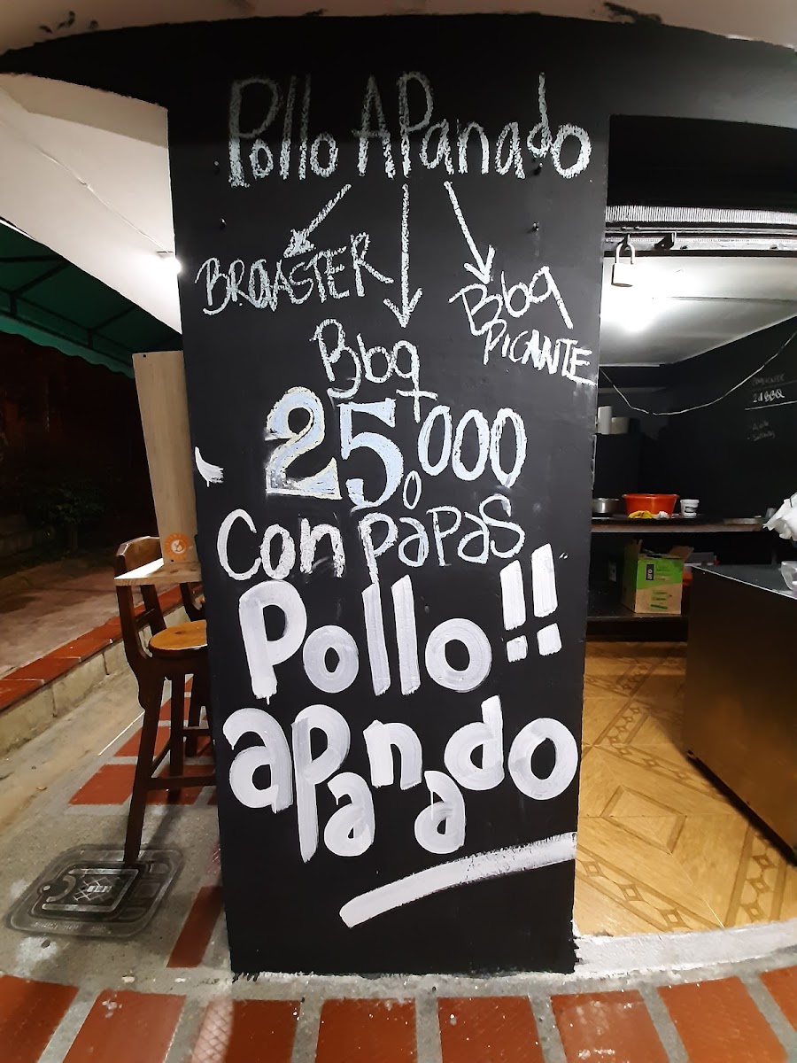 Kombinados pollo apanado
