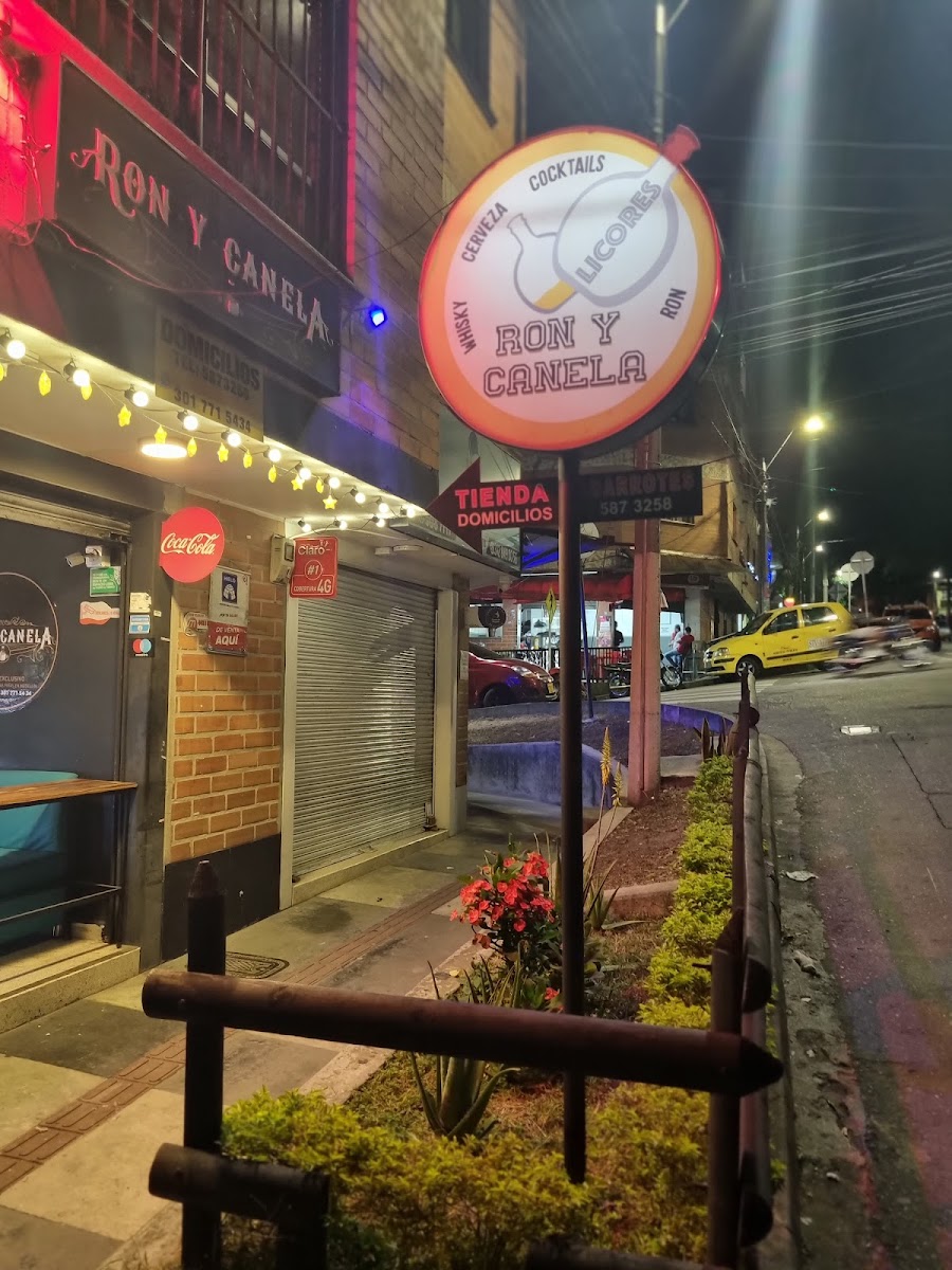 Taberna Ron y Canela