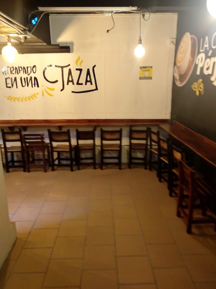 Molido café y pan