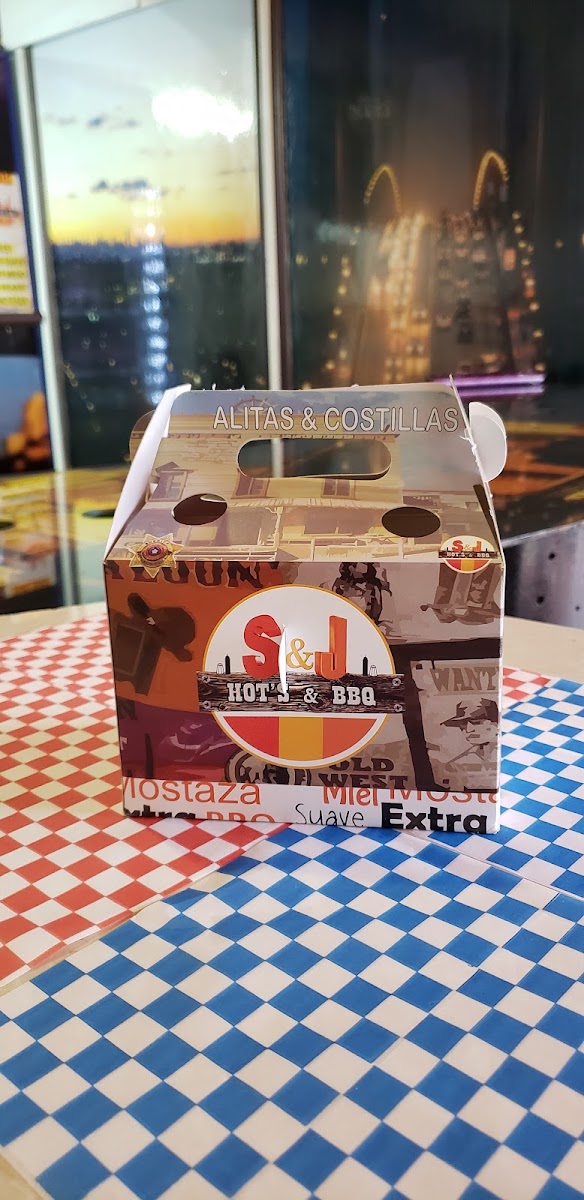 S&J HOT'S & BBQ