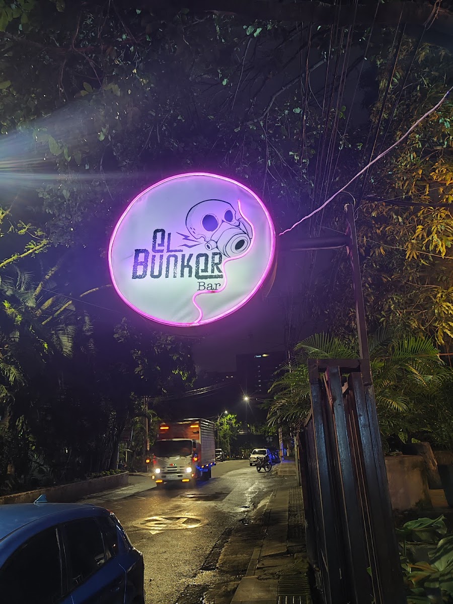 El Bunker Bar Manila