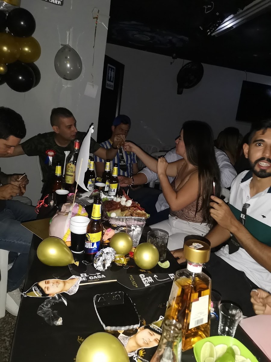 Fonda bar los carnales Itagüí Santa María