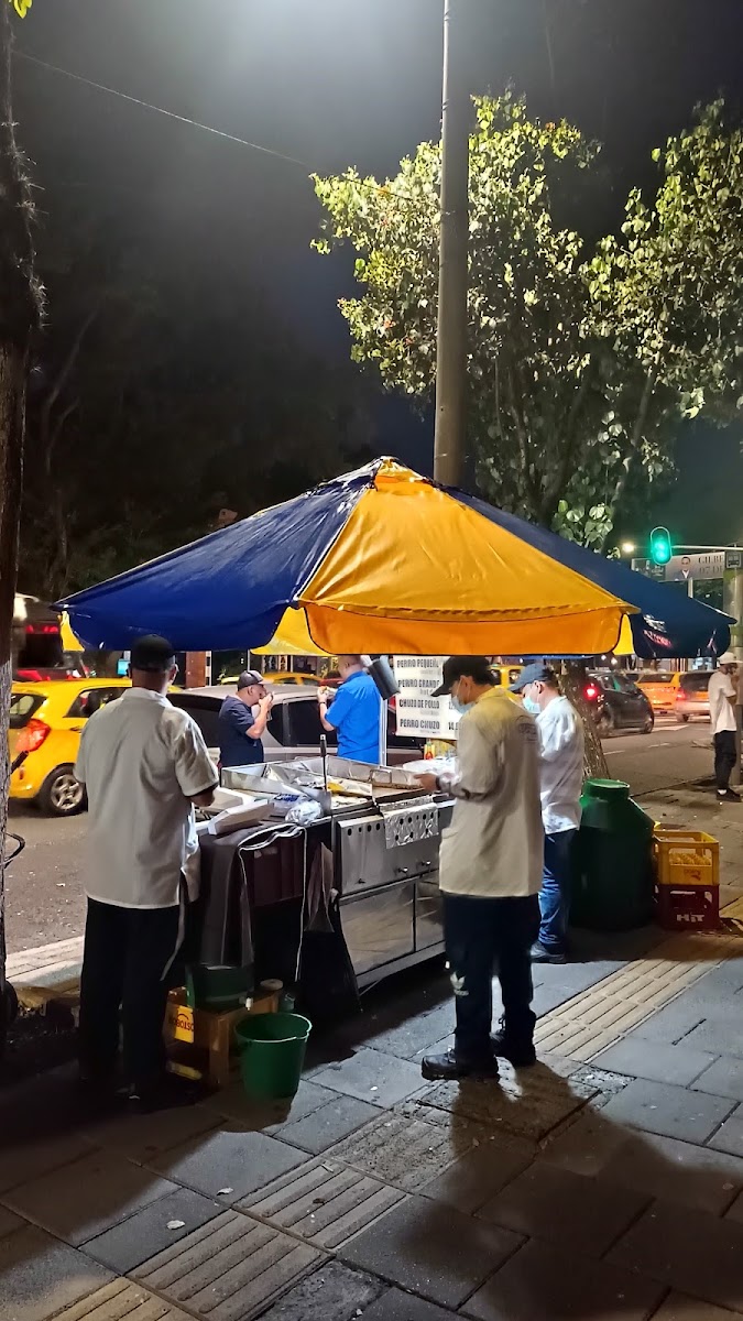 Los Cebolludos Parque Poblado