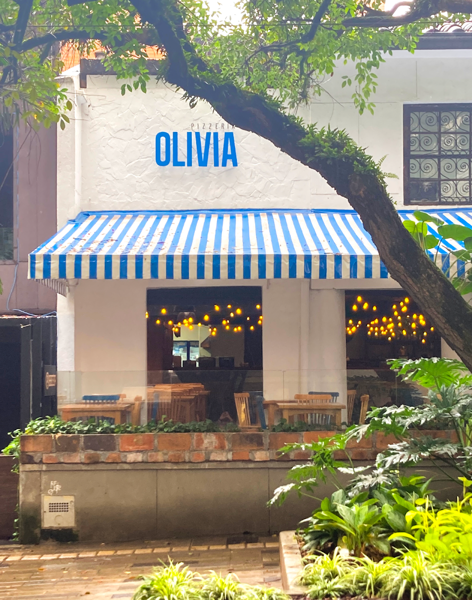 Olivia Laureles