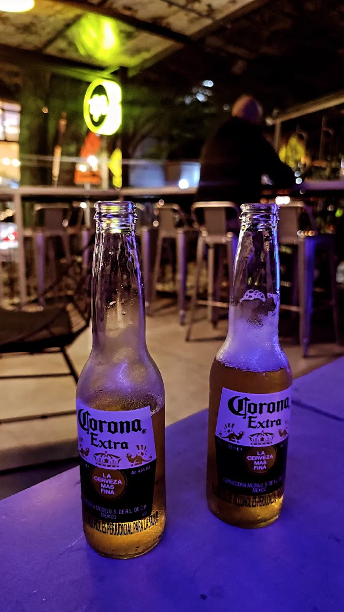TOPICO BAR