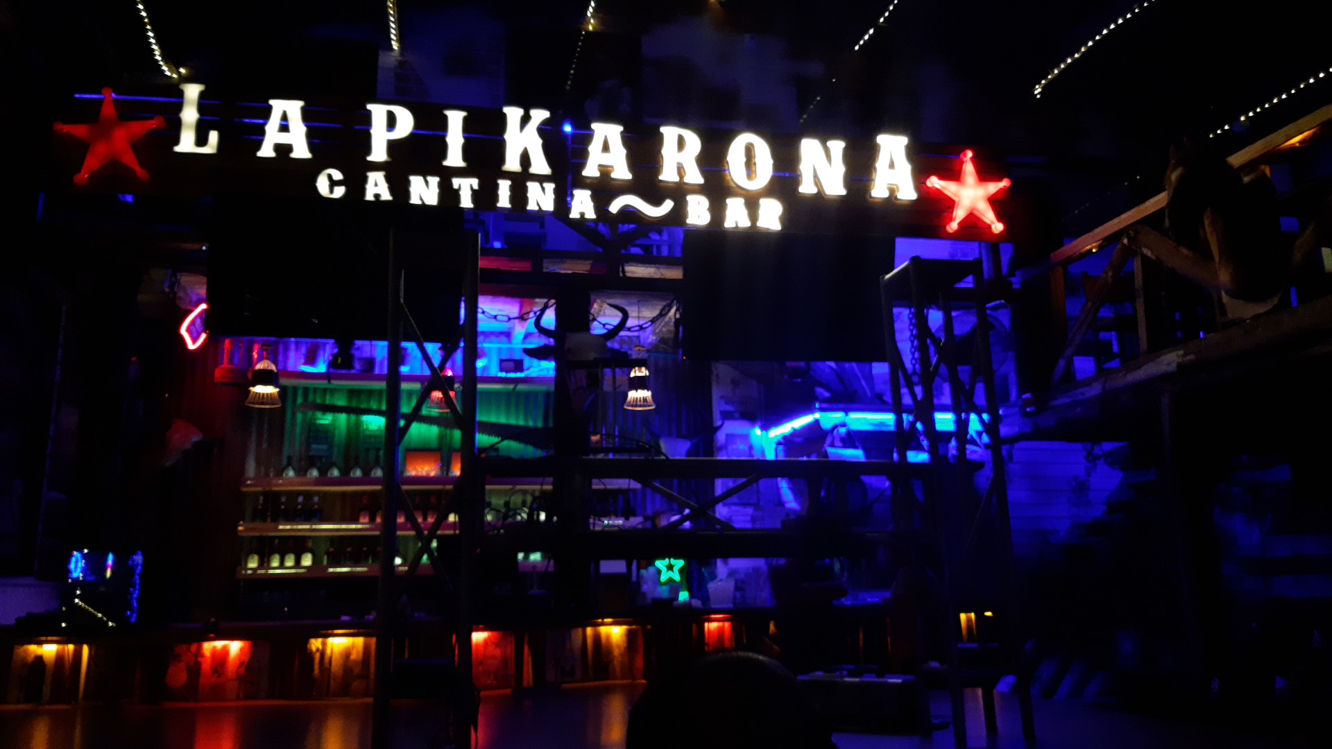 FONDA LA PIKARONA