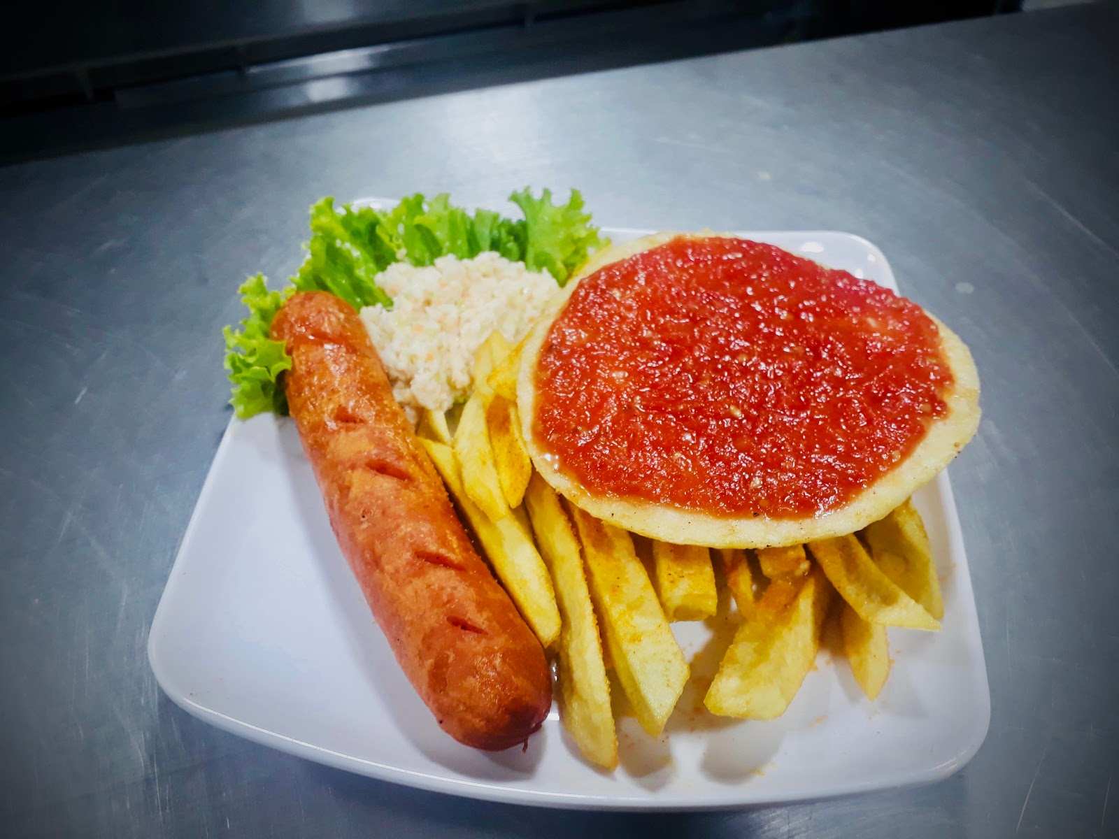 FOOD HOUSE 54