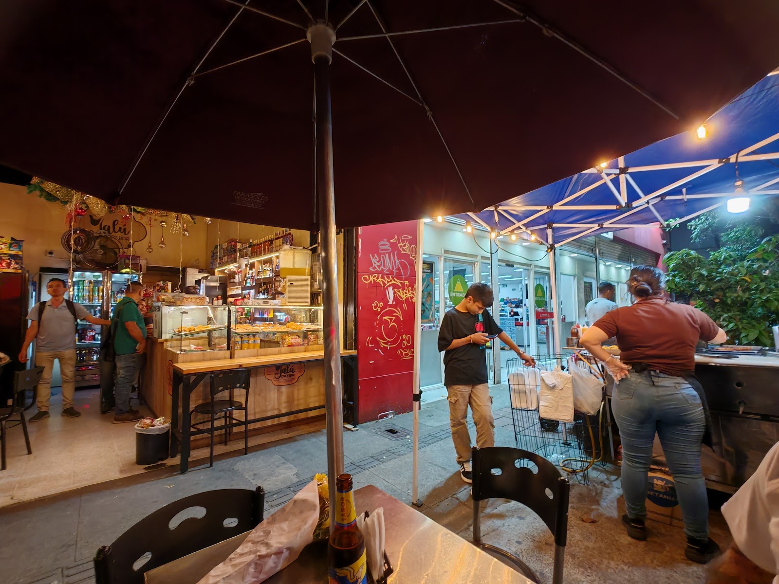 Yalú Café Bar