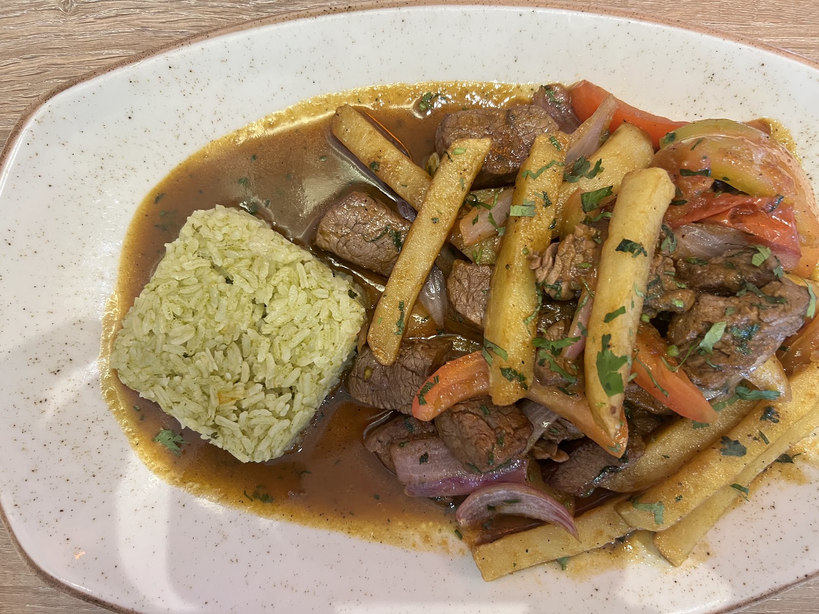 Bistro El Mordisco | El peruano