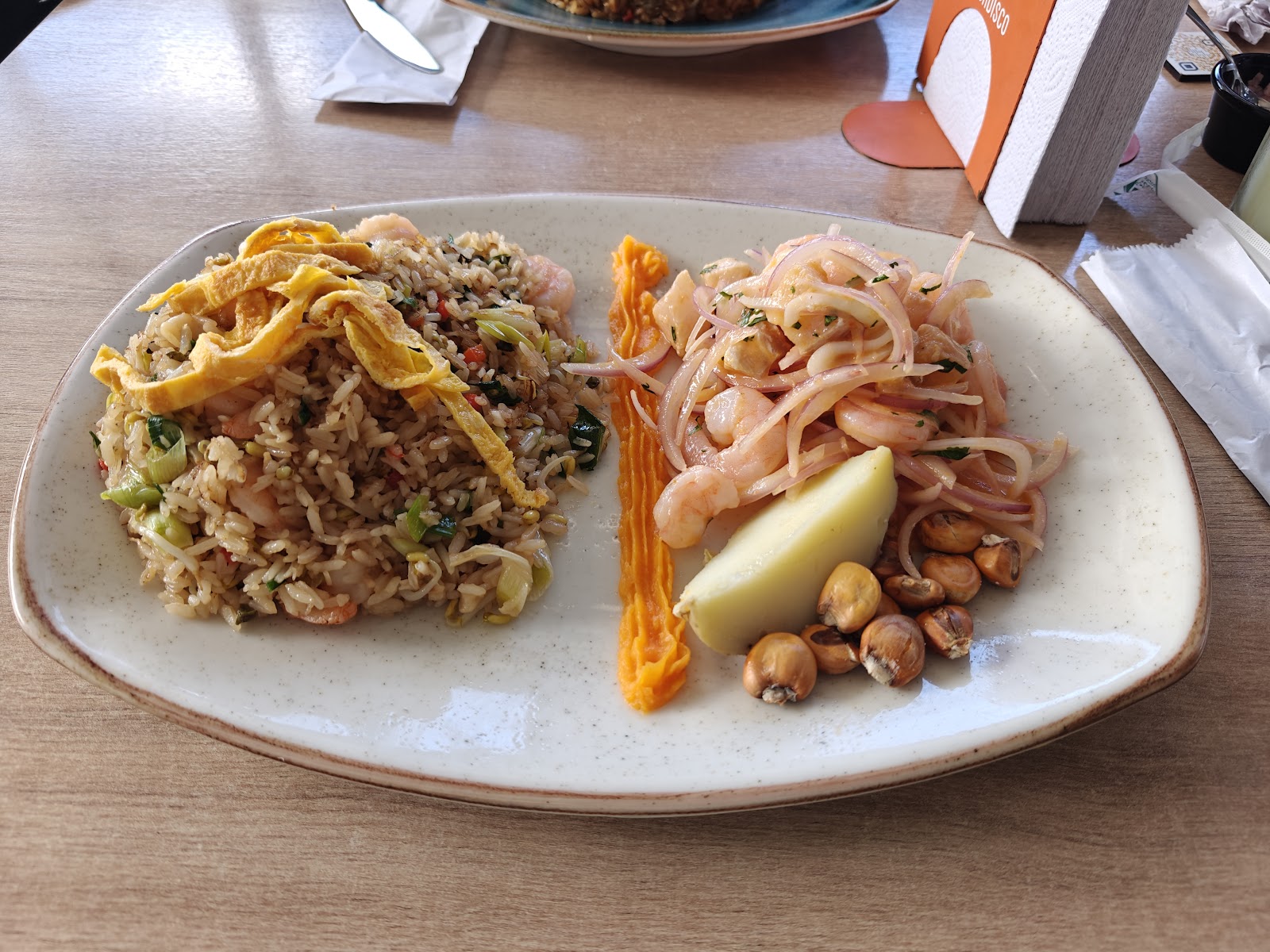 Bistro El Mordisco | El peruano