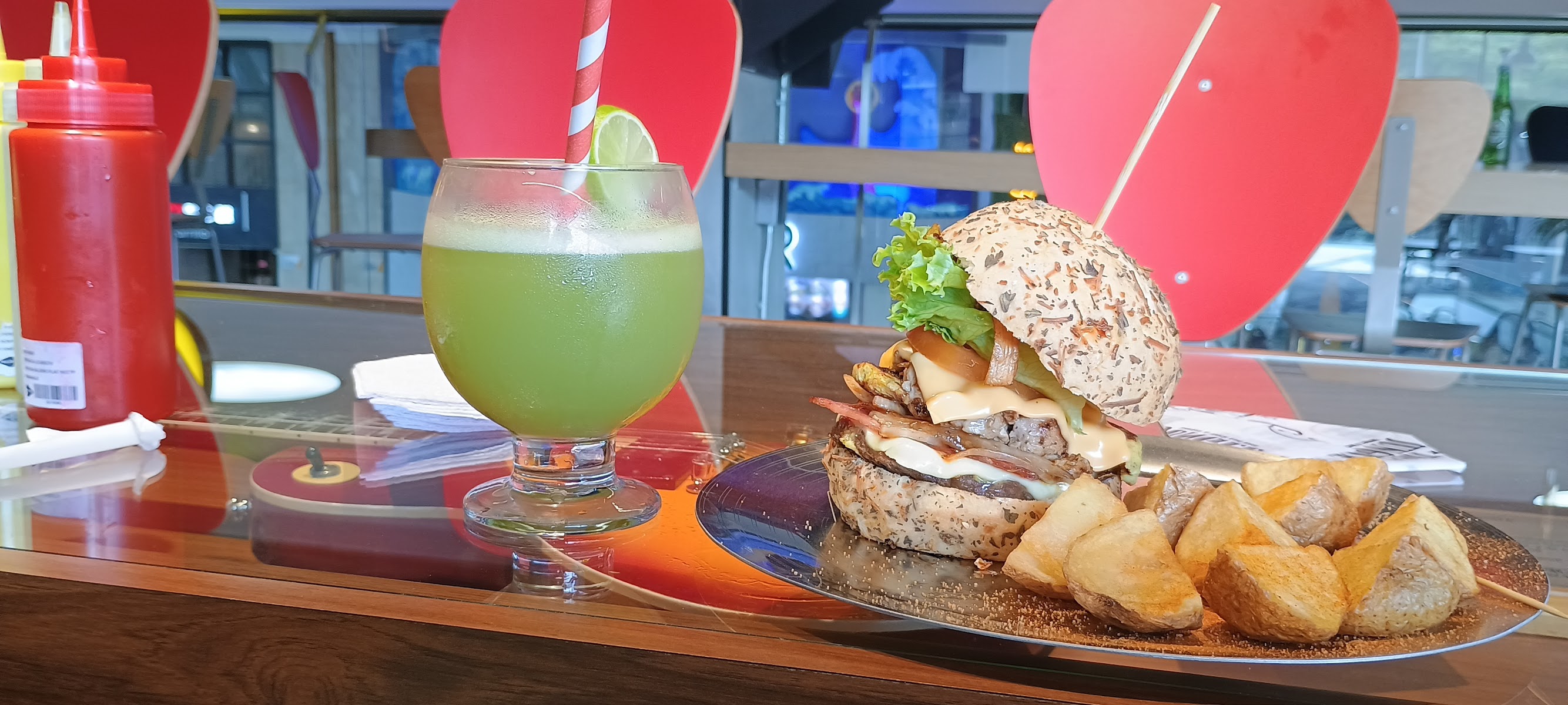 The Jungle Burger Unicentro