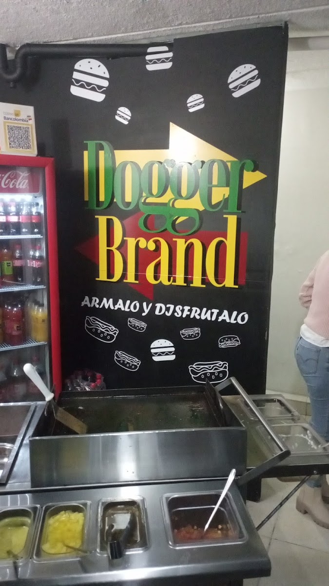 Dogger Brand y Asados Brand