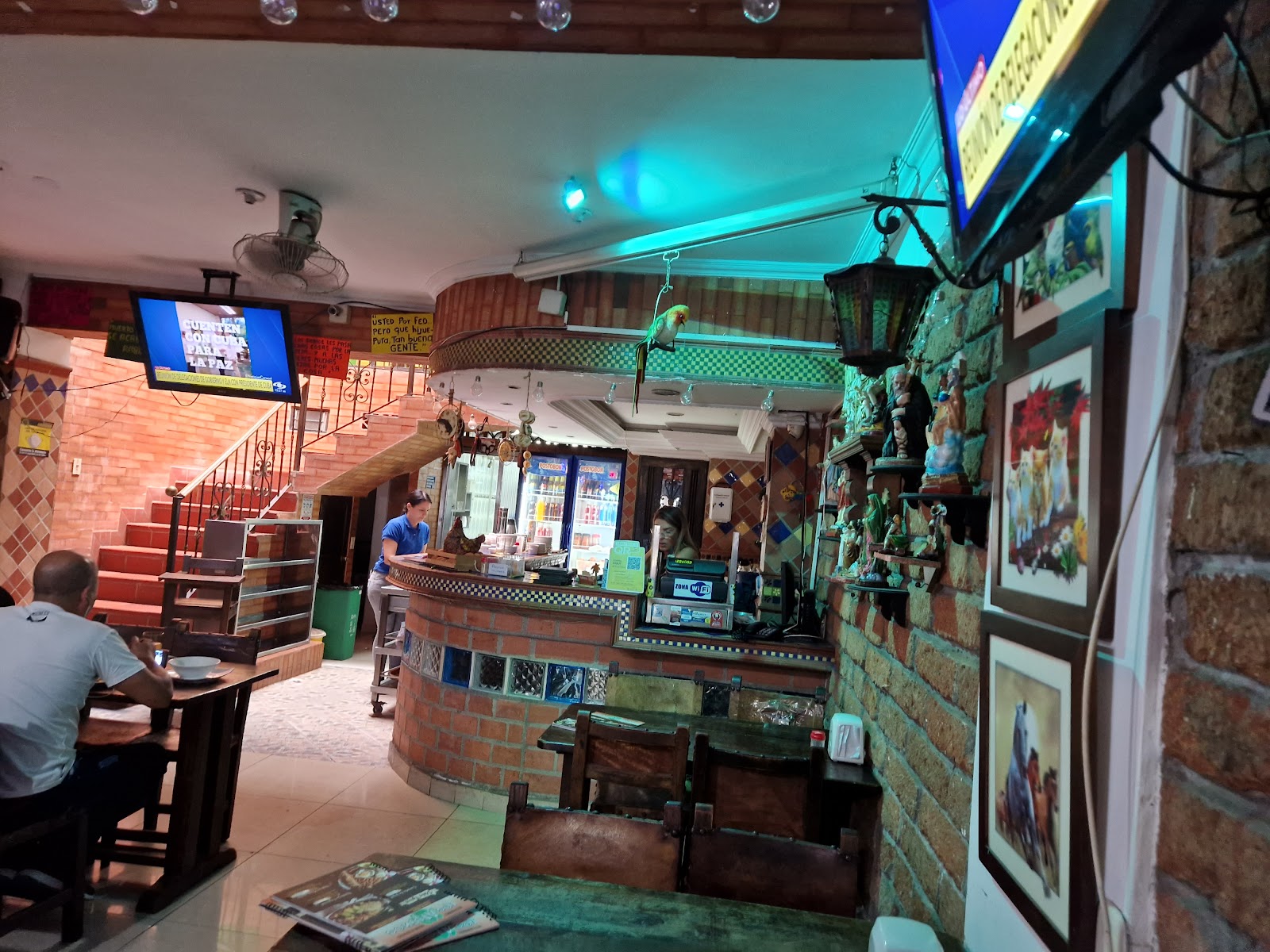Los Alpinos RESTAURANTE-BAR