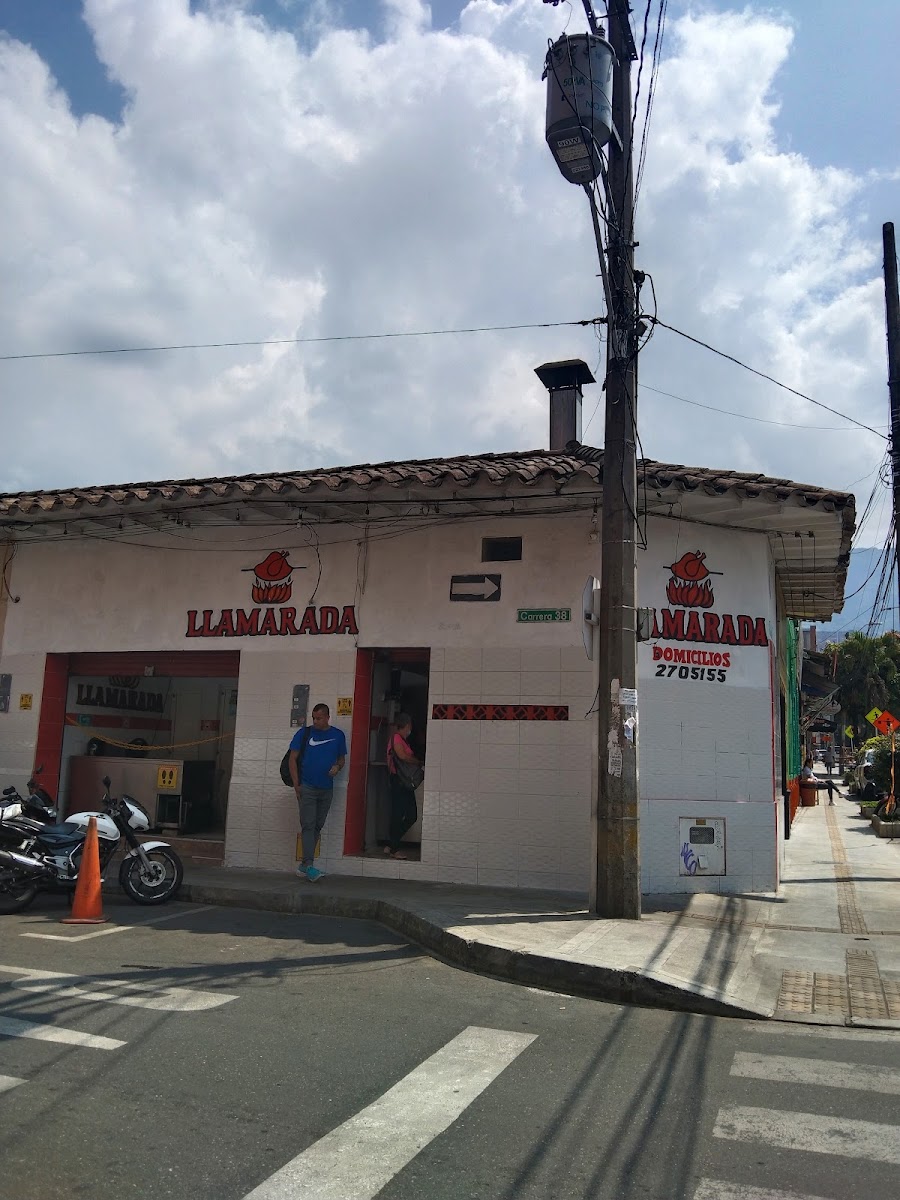 Asadero de pollos Llamarada