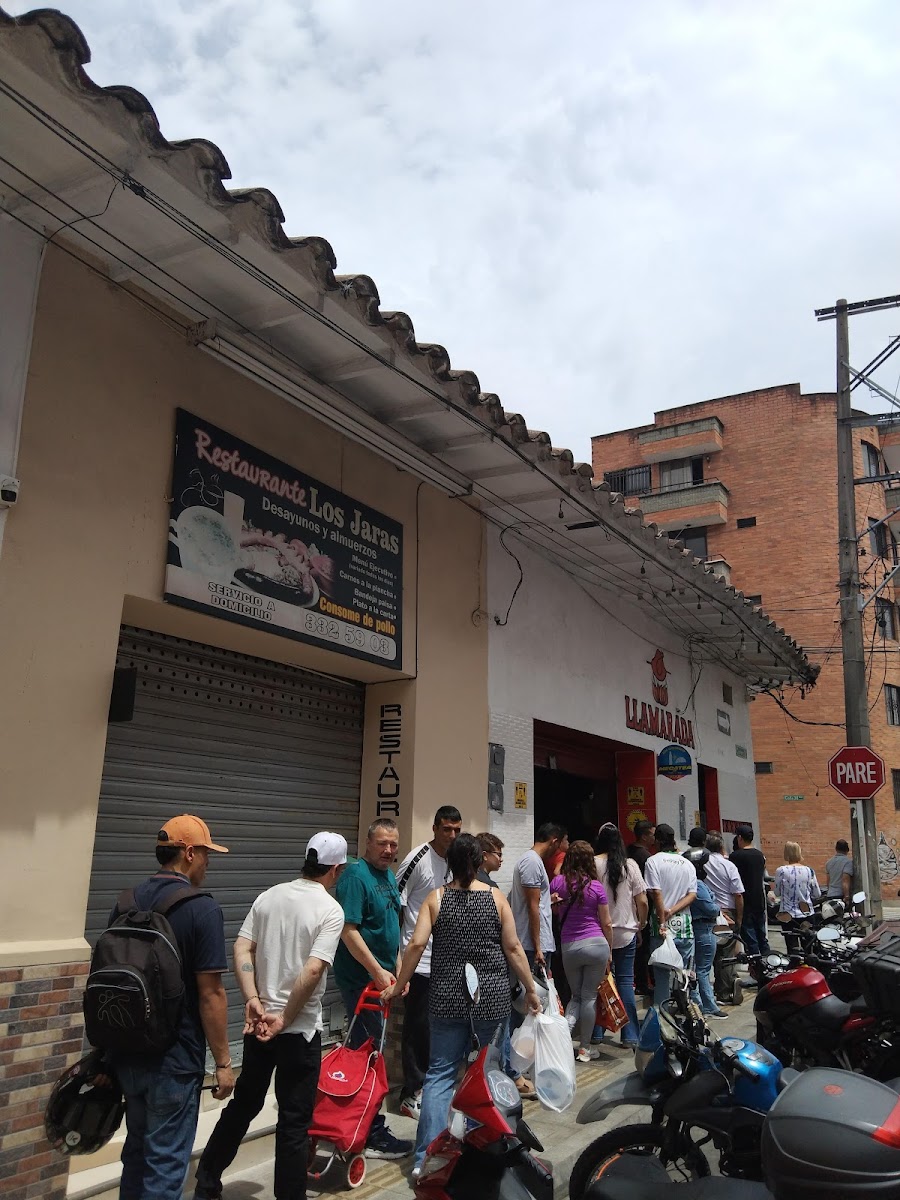 Asadero de pollos Llamarada