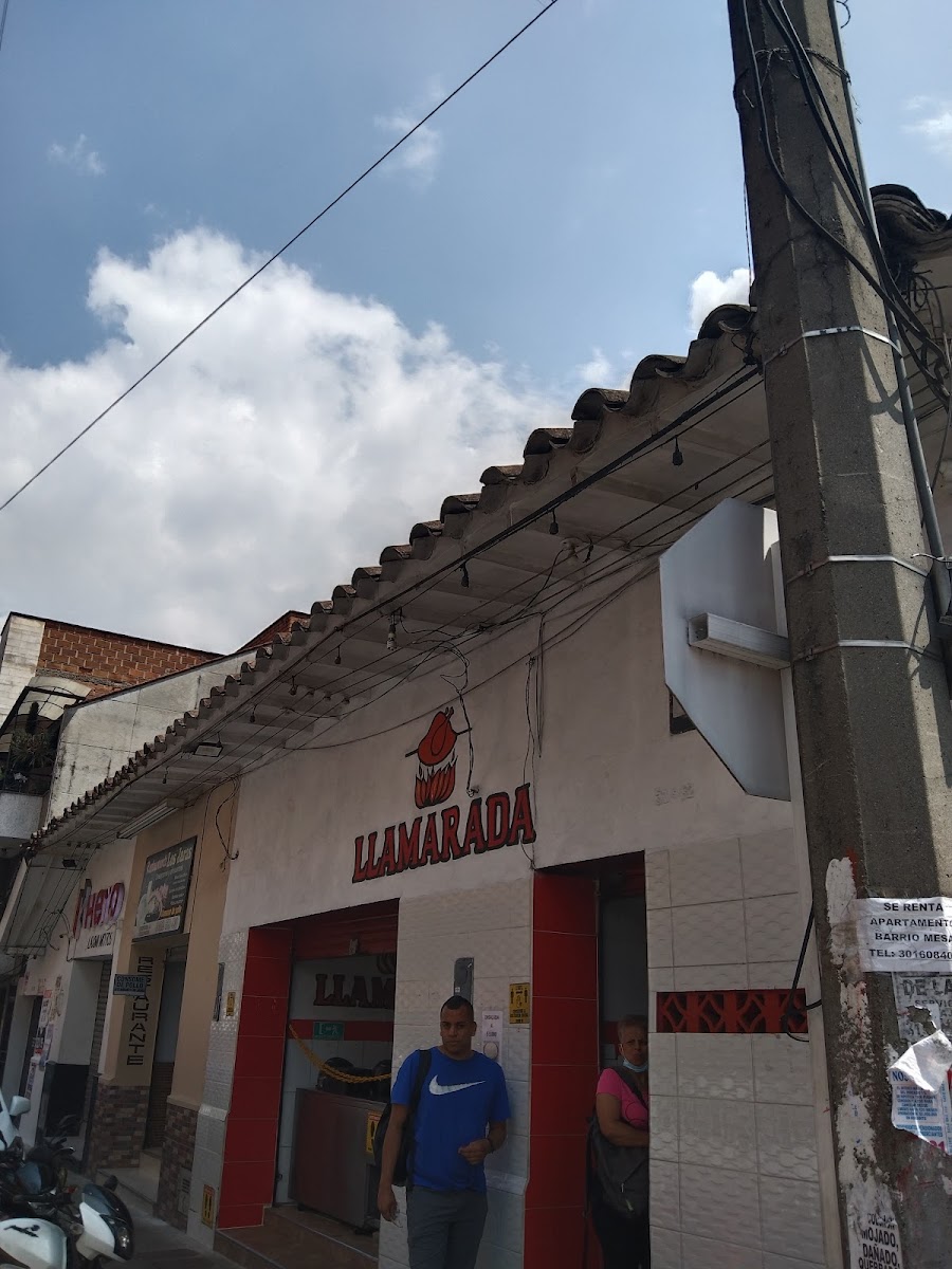 Asadero de pollos Llamarada