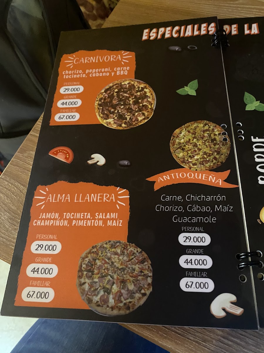 Naty's pizzas