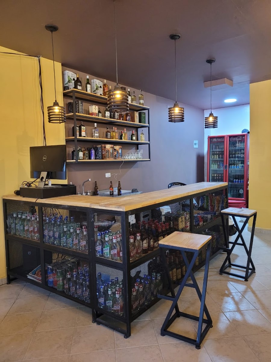Algo serio restobar
