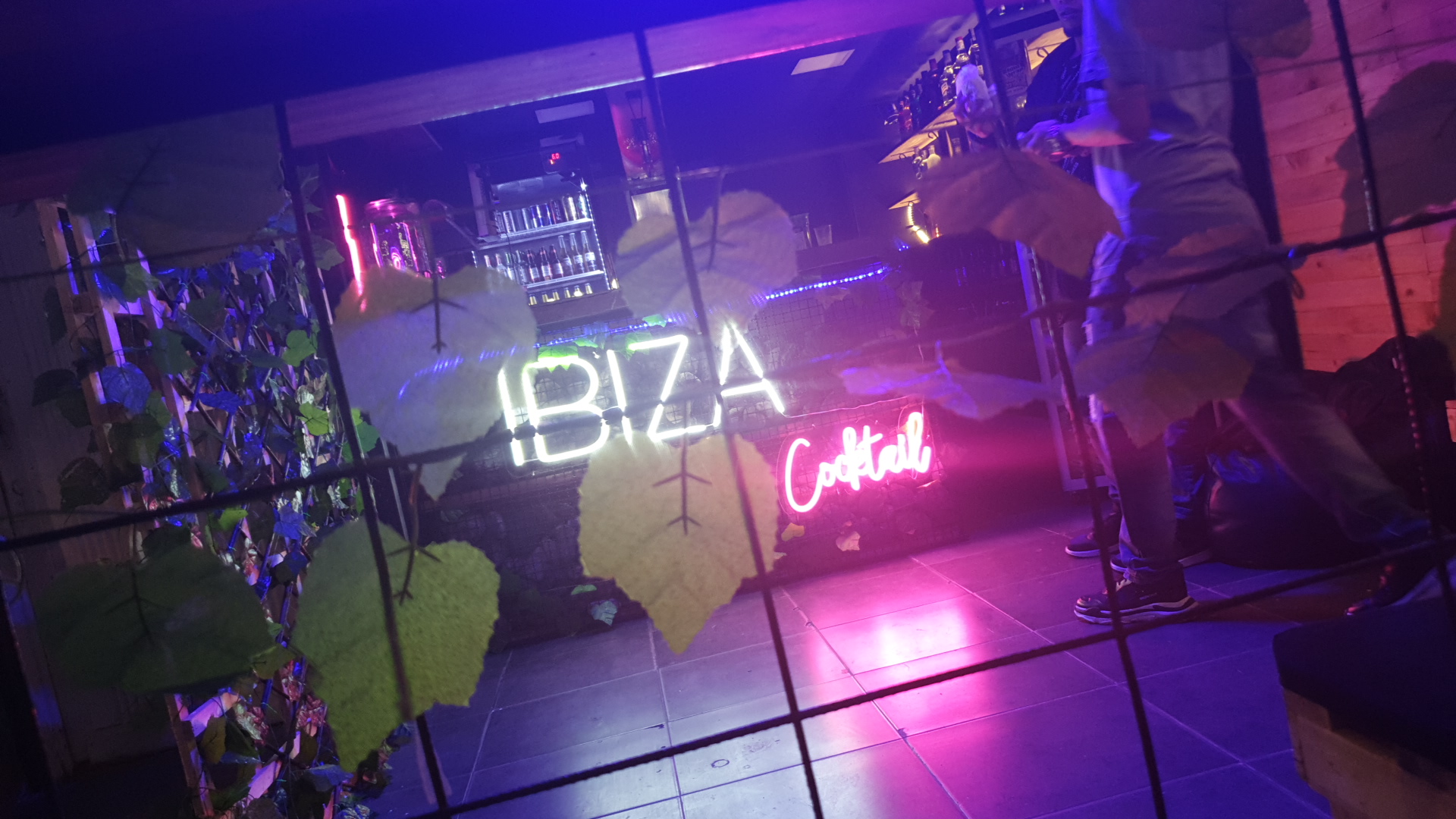 Ibiza licores & Smoke Shop