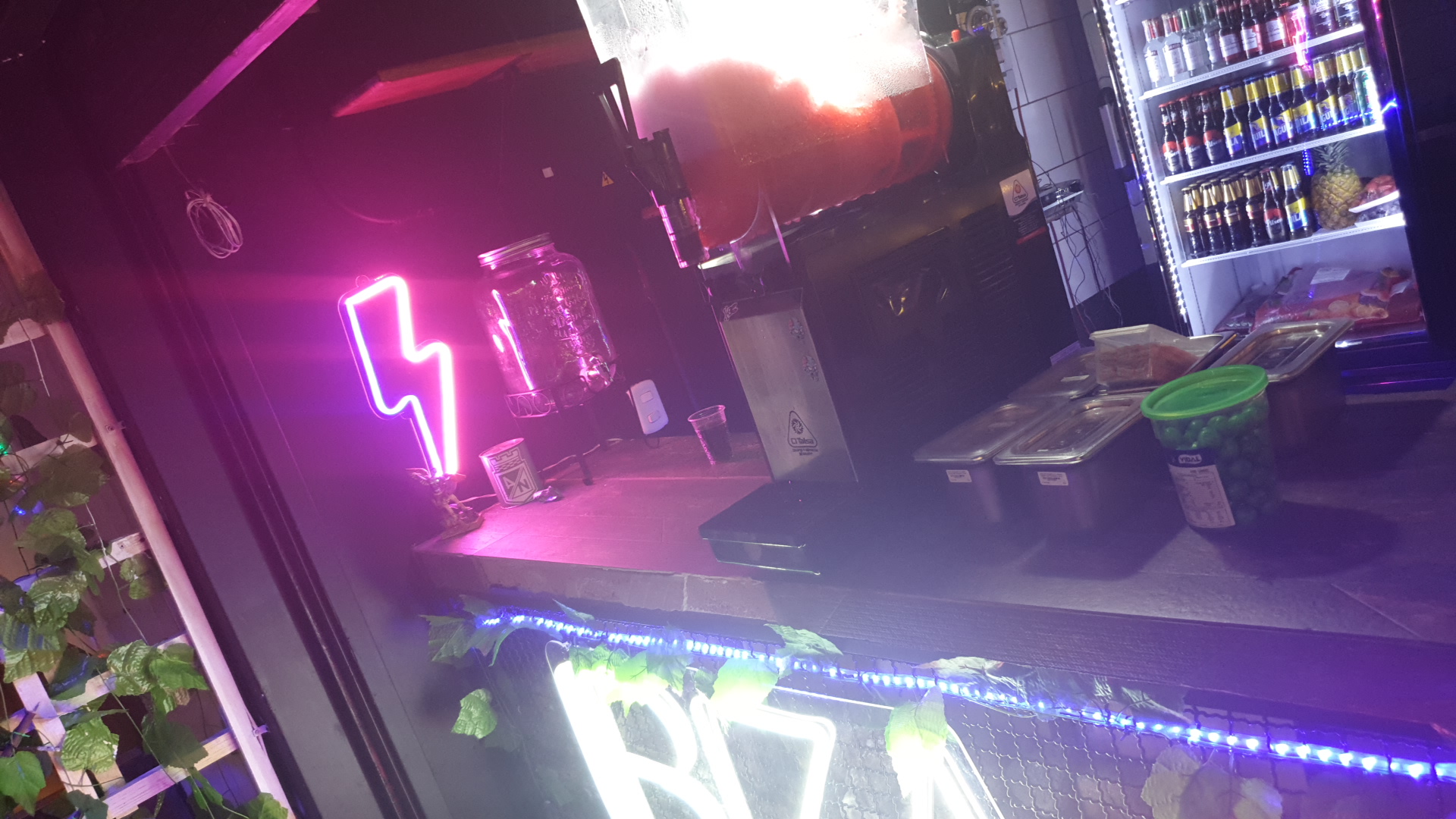 Ibiza licores & Smoke Shop