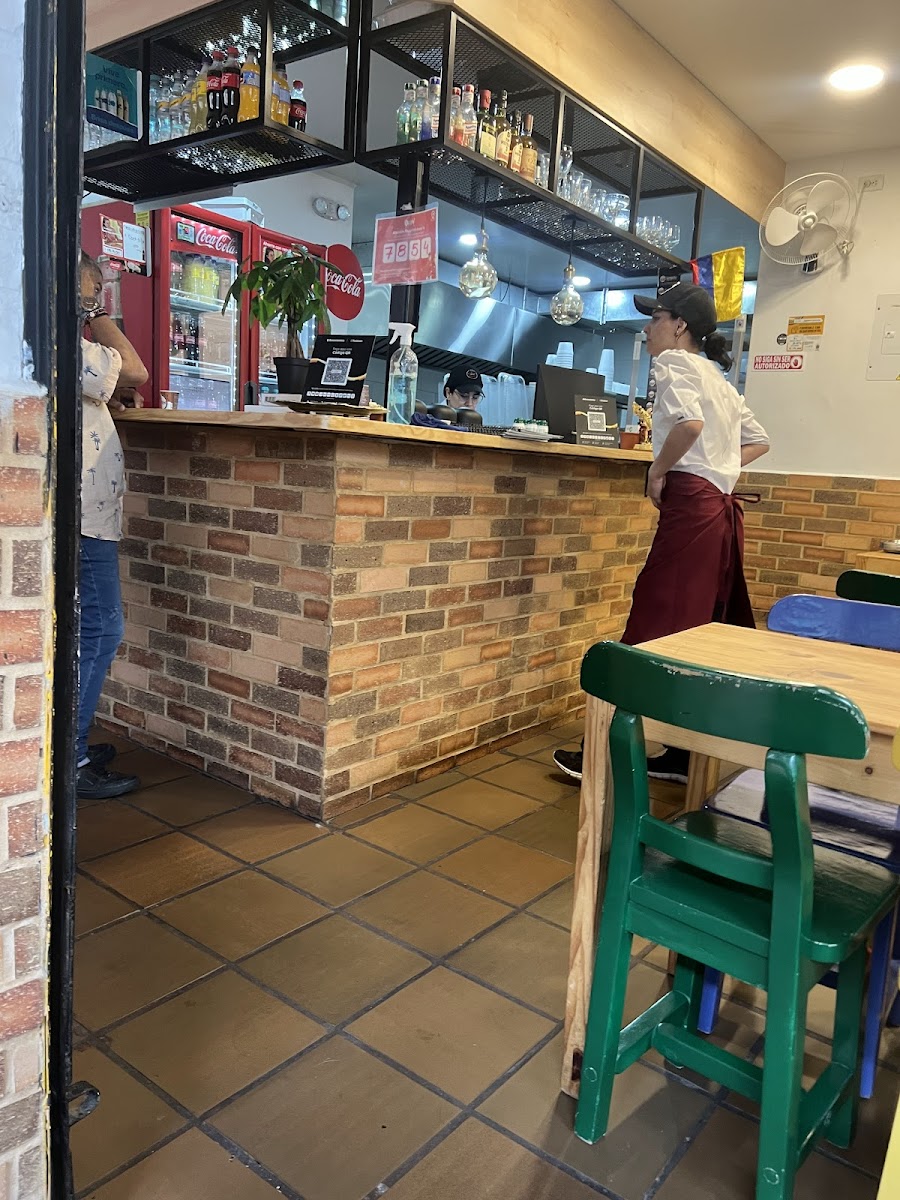 RESTAURANTE LA 44