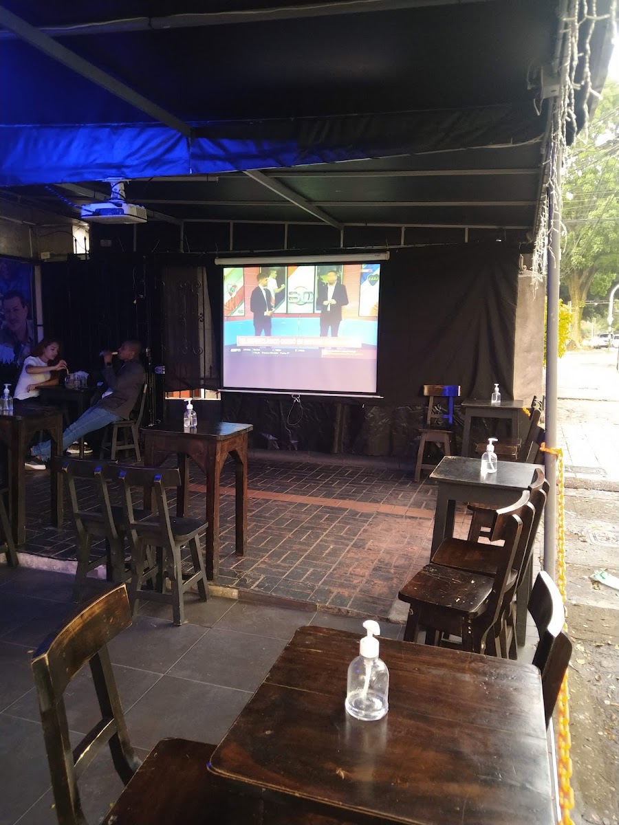 Newton Bar