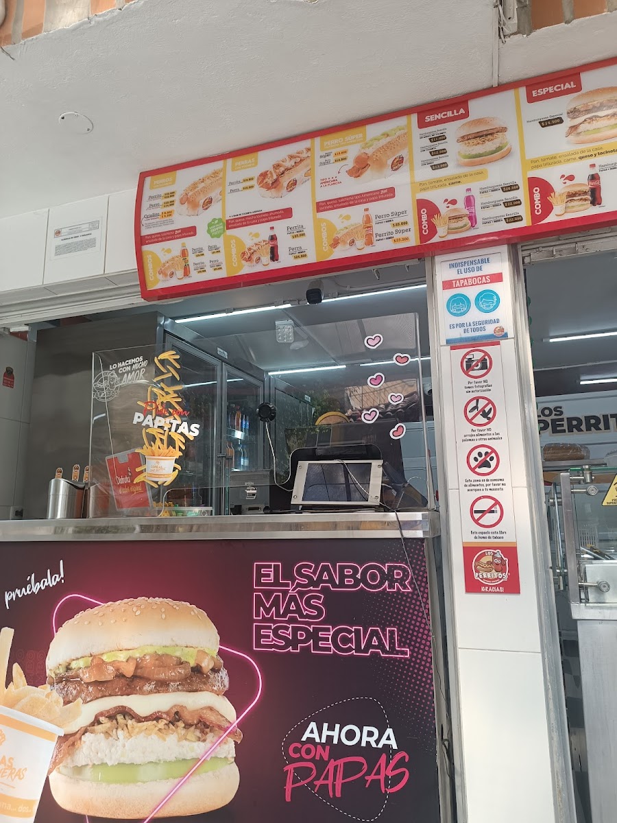 Los Perritos | Perros Calientes y Hamburguesas Sede Envigado La Paz