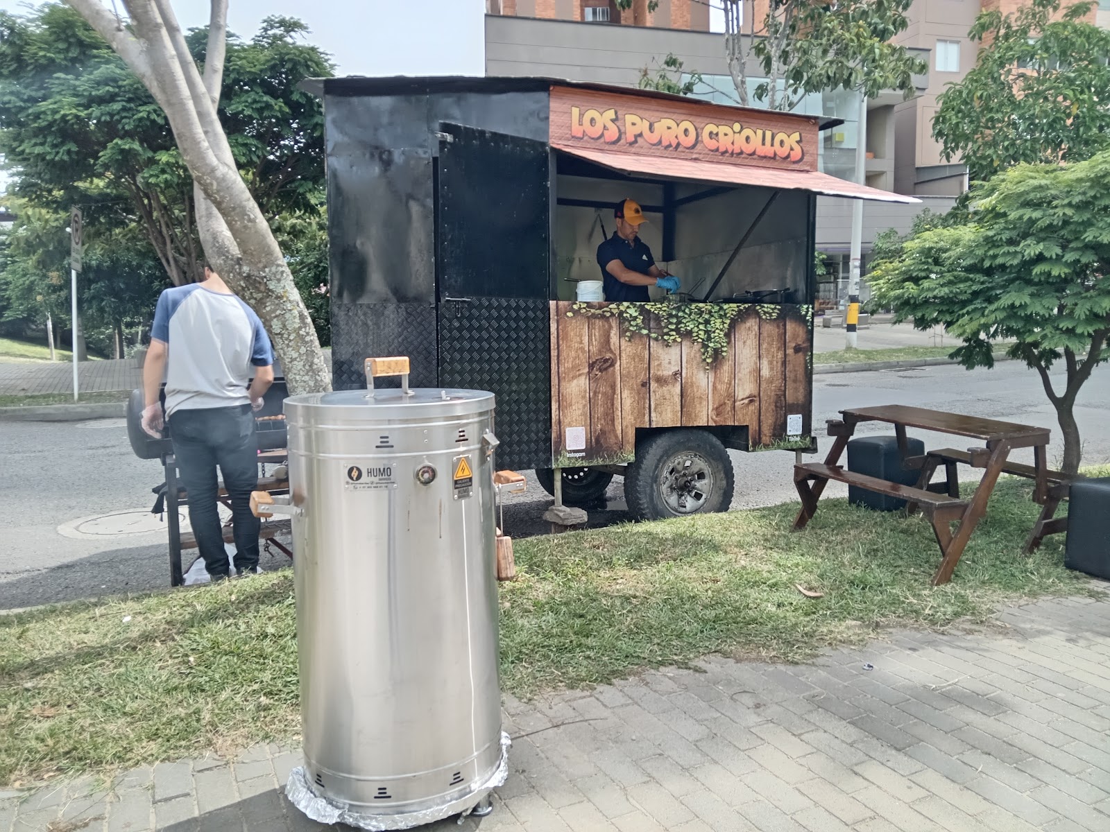 Los Puros Criollos