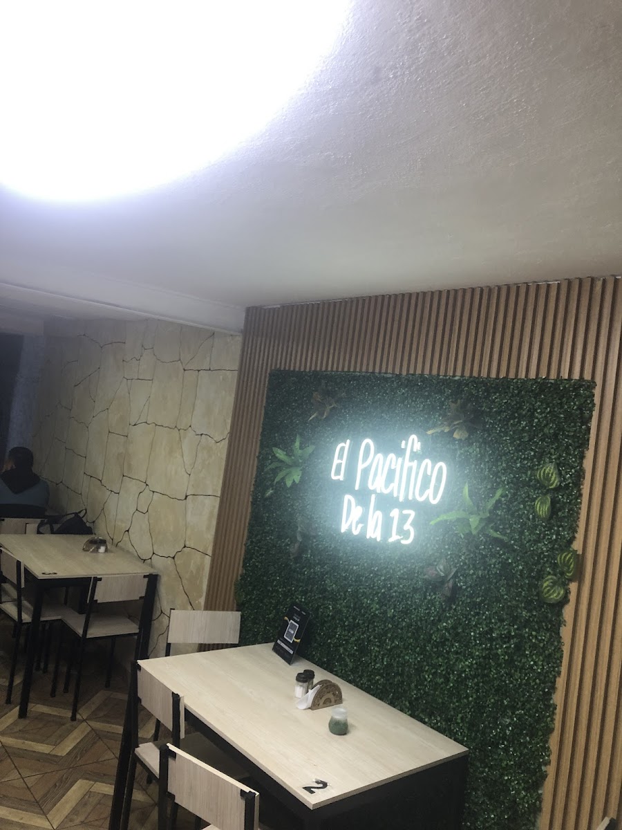 El pacífico de la 13