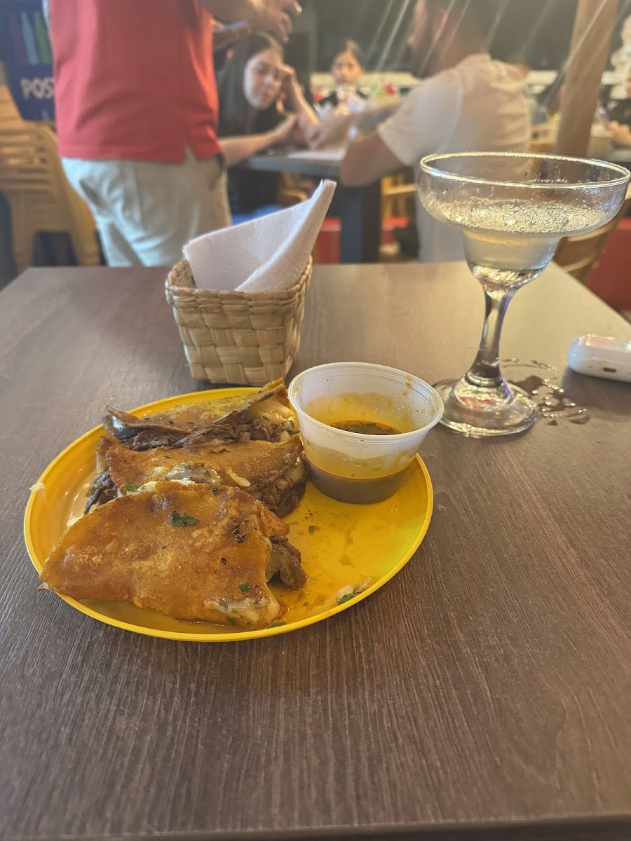 La Doña - Birriería y Taquería