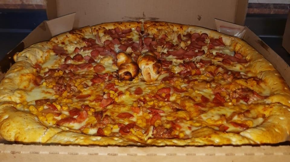 People Pizzas - La 80
