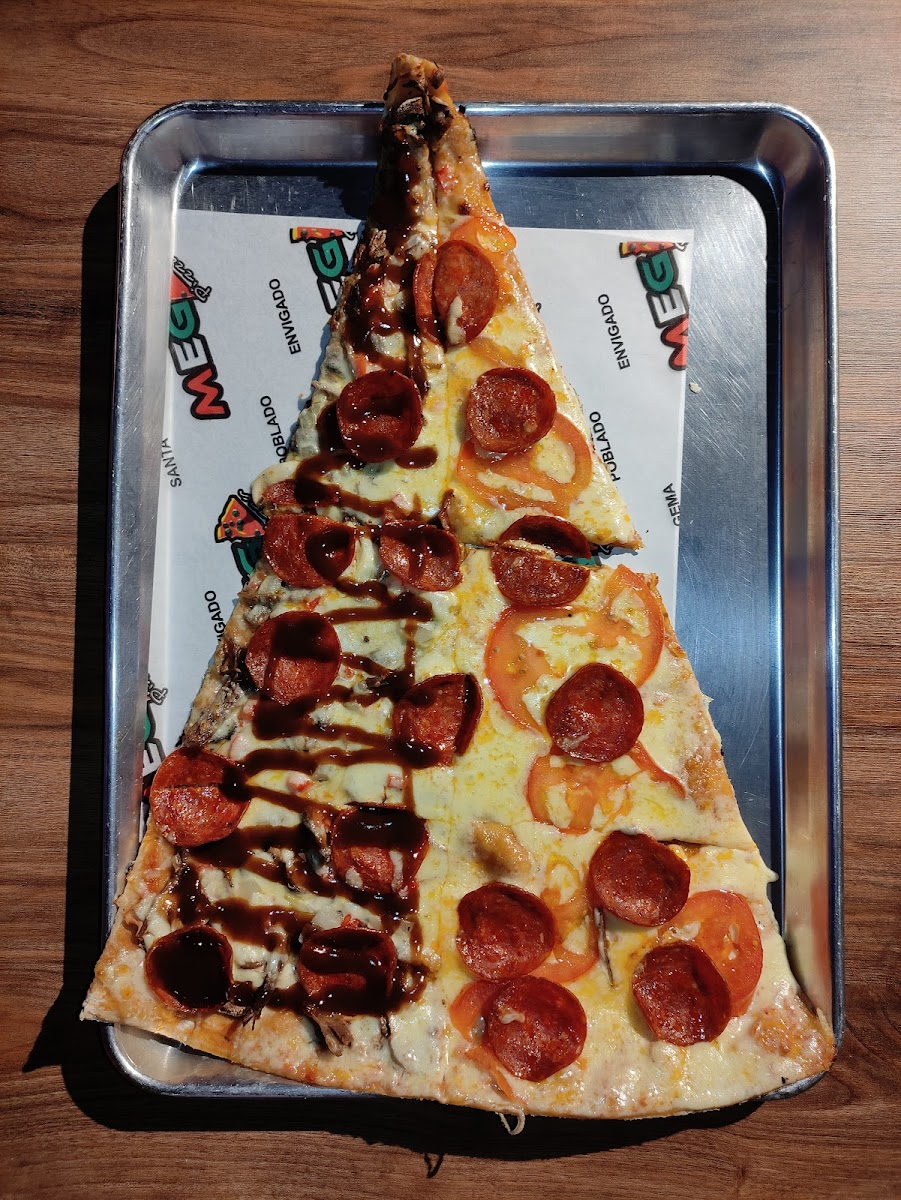 MEGA PIZZA ENVIGADO