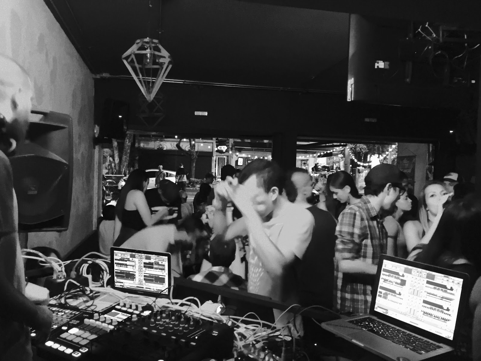 Baren - Musica electronica
