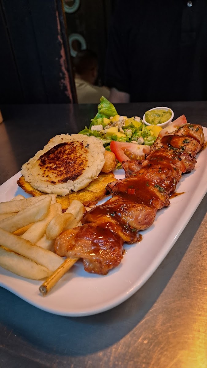Al Este | Parrilla & Hamburguesas