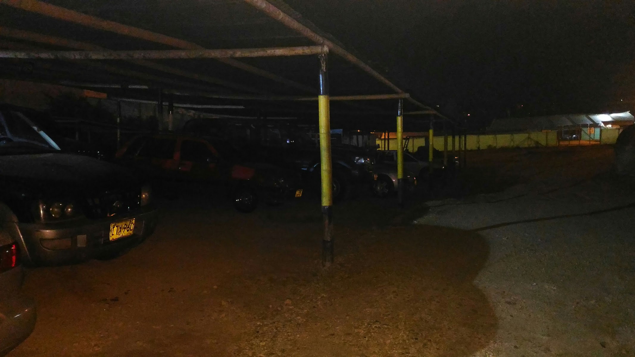Parqueadero La Mina
