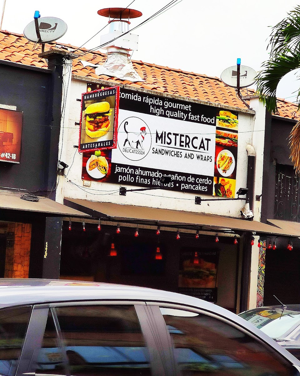 Mistico Cocina & Bar
