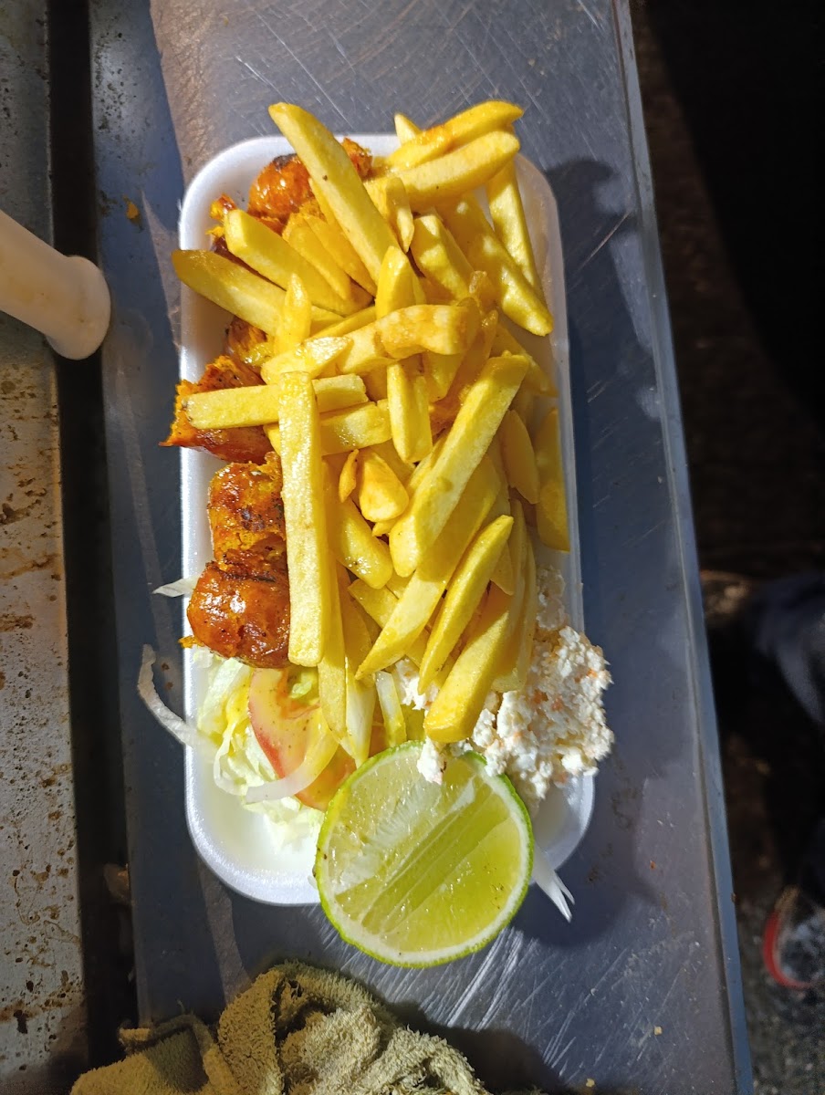 ASADEROS L&B