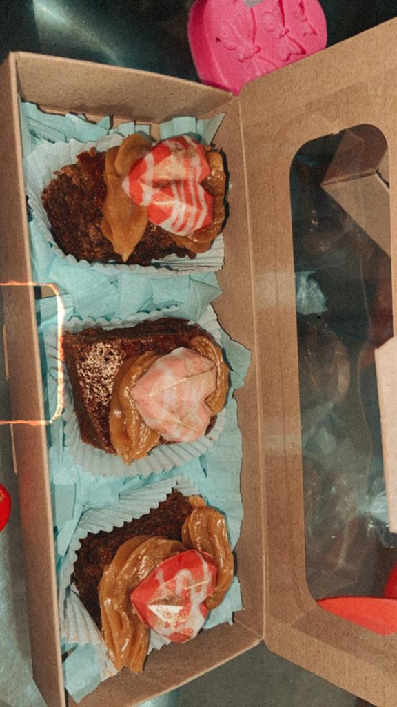 Atypical Reposteria
