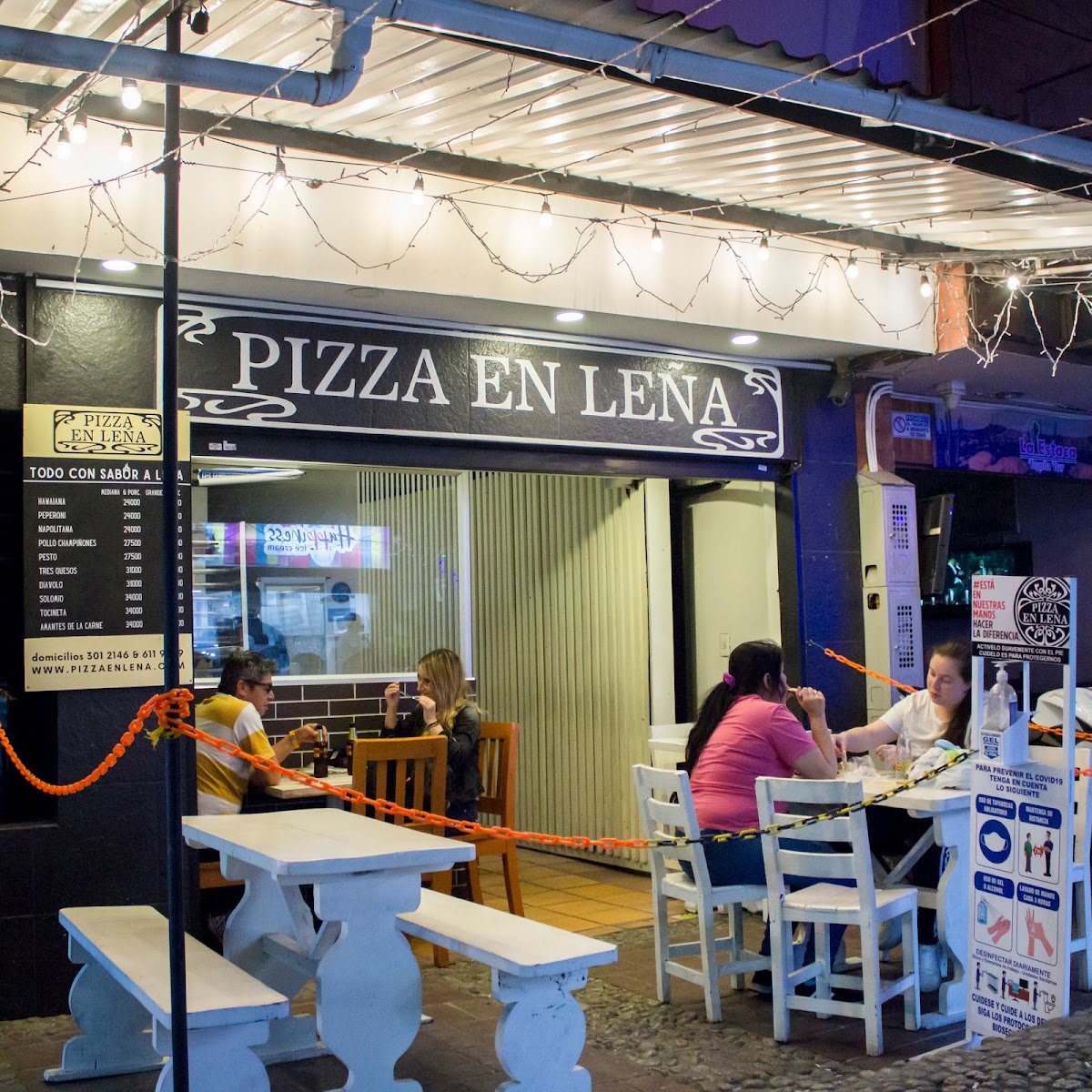 Pizza en Leña Parque Sabaneta