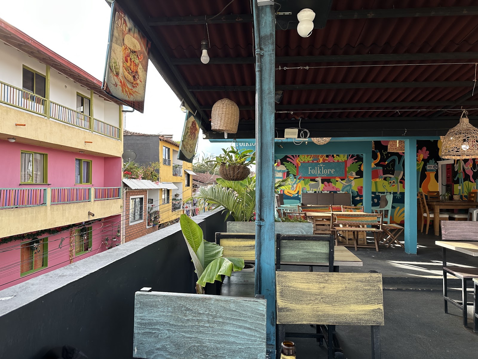 Folklore Restaurante Bar