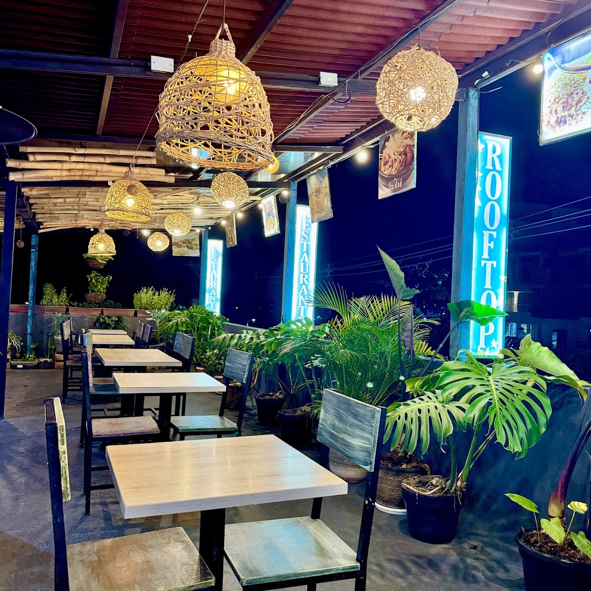 Folklore Restaurante Bar