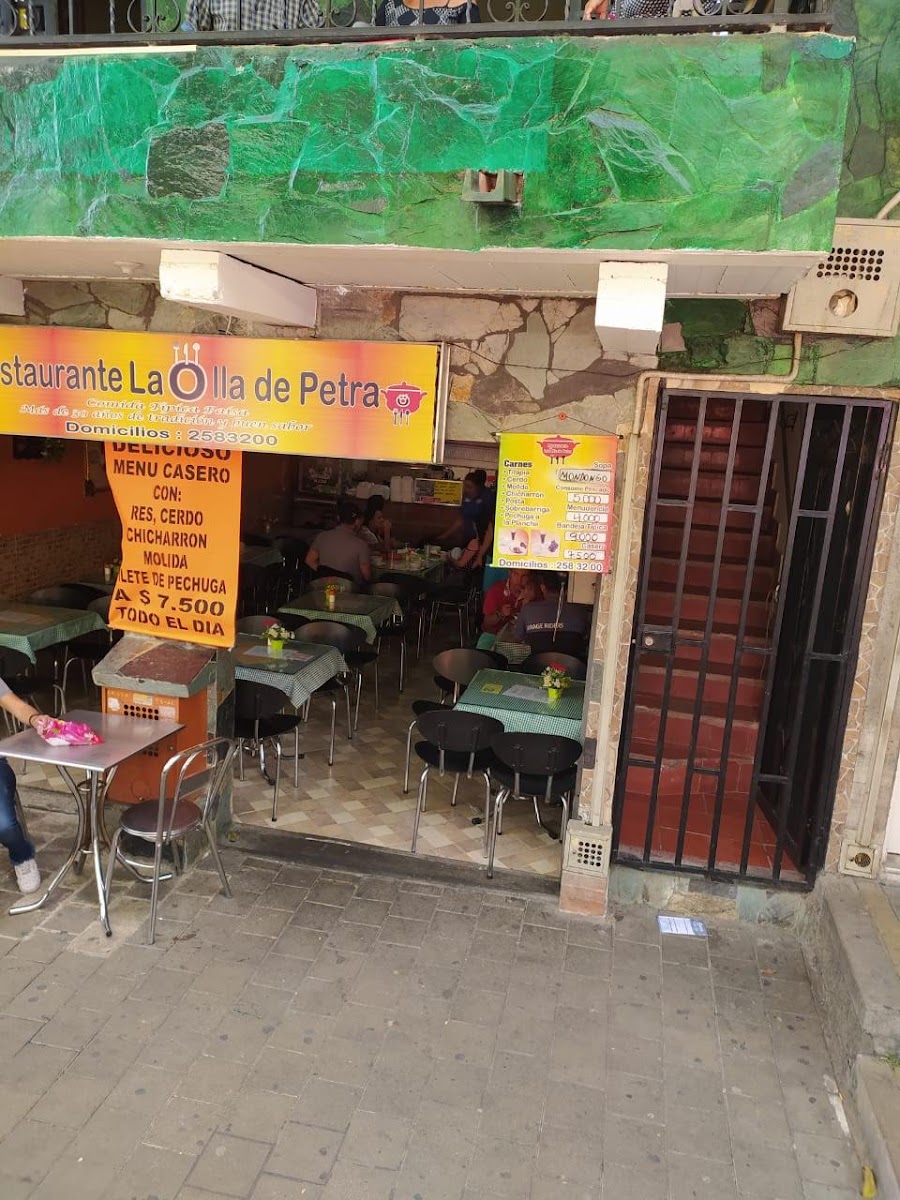 Restaurante La Olla de Petra