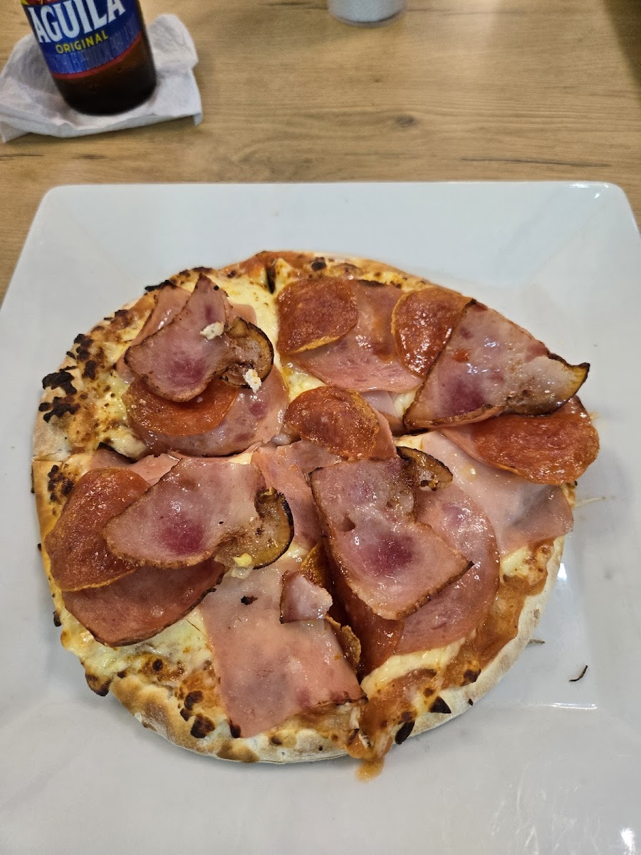 Pizzas Y Lasagna